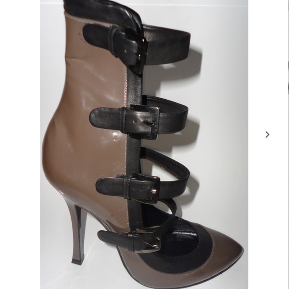 SERGIO ROSSI GRAY ANKLE BOOTS HEELS ITALY 38 1/2 - Picture 1 of 7